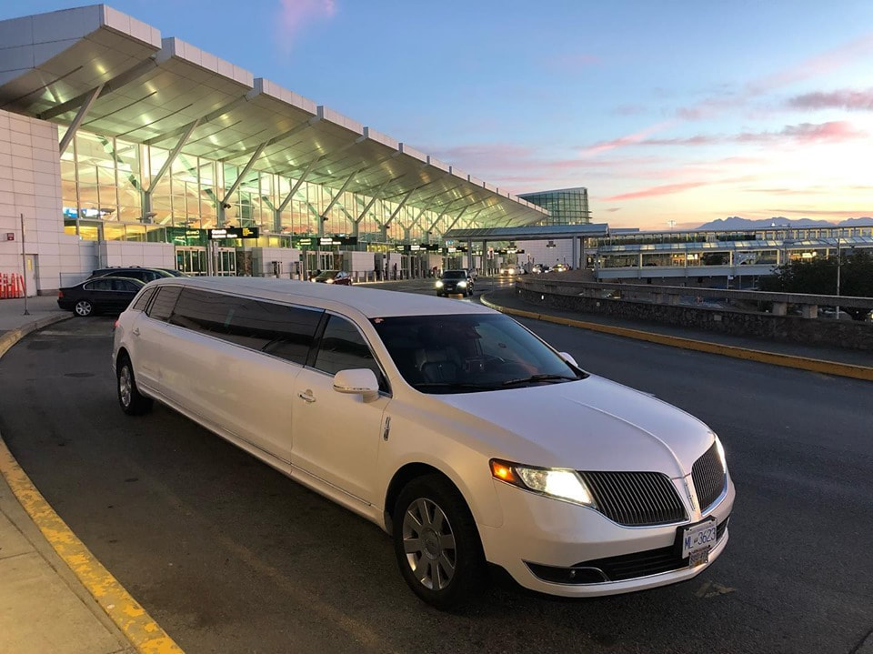 Vancouver YVR airport limo service